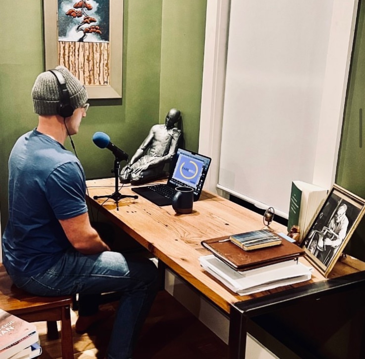 If you are interested in performance, excellence, and well-being, you should listen to the podcast "FAREWELL."

It's a mix of interviews, discussions, and coaching sessions. Science based, but without the woo-woo.

Tomorrow's episode is great. Subscribe now so you don't miss it.