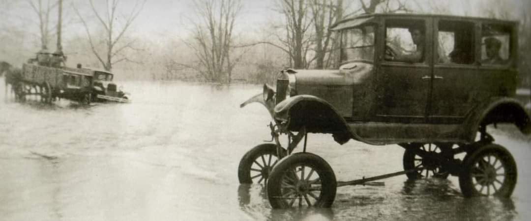 Ford Model T 'flivver water buggy' with optional high water kit sold by Trilacoochee Ford in Green Swamp Florida. 1915