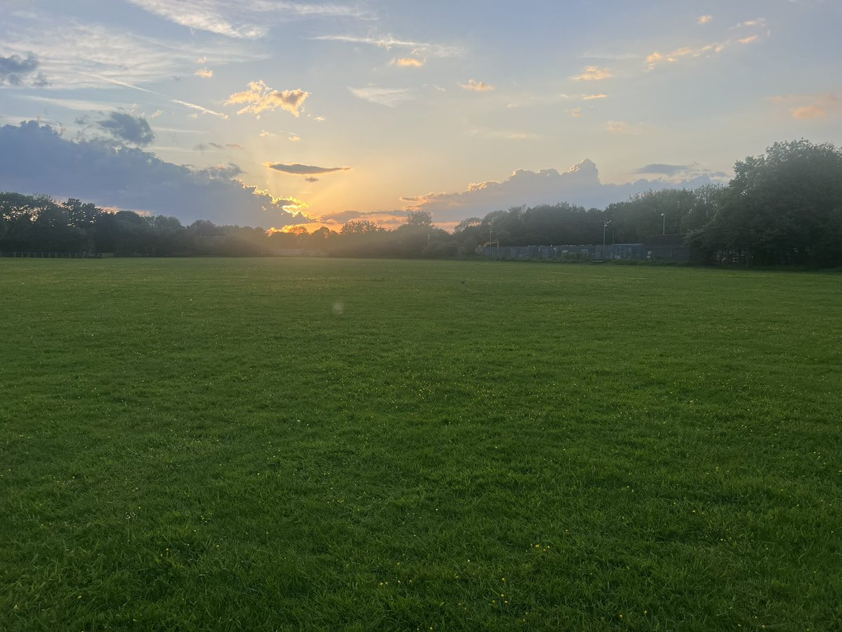 @mowermanjimmy It might only be a council field next to the tip, but to the me when I was a kid round here playing for Bilbrook under 10’s to under 16’s it was Wembley.I will always be grateful to anyone who keeps it like Wembley. ❤️20.34 Bilbrook 15/05/24