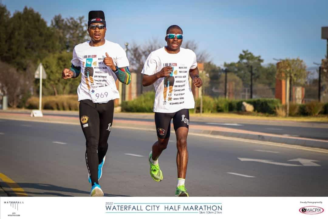 The kings and Queens of running from all corners of mzansi, don't forget gore ka di 18 August 2024 right at Mall of Africa, we gonna have too much mudhifho 😅😅too much joy, let's meet there bana ba papa #waterfallcityhalfmarathon2024 #RekaofelaSA #Trapnlos 
#BlueWave