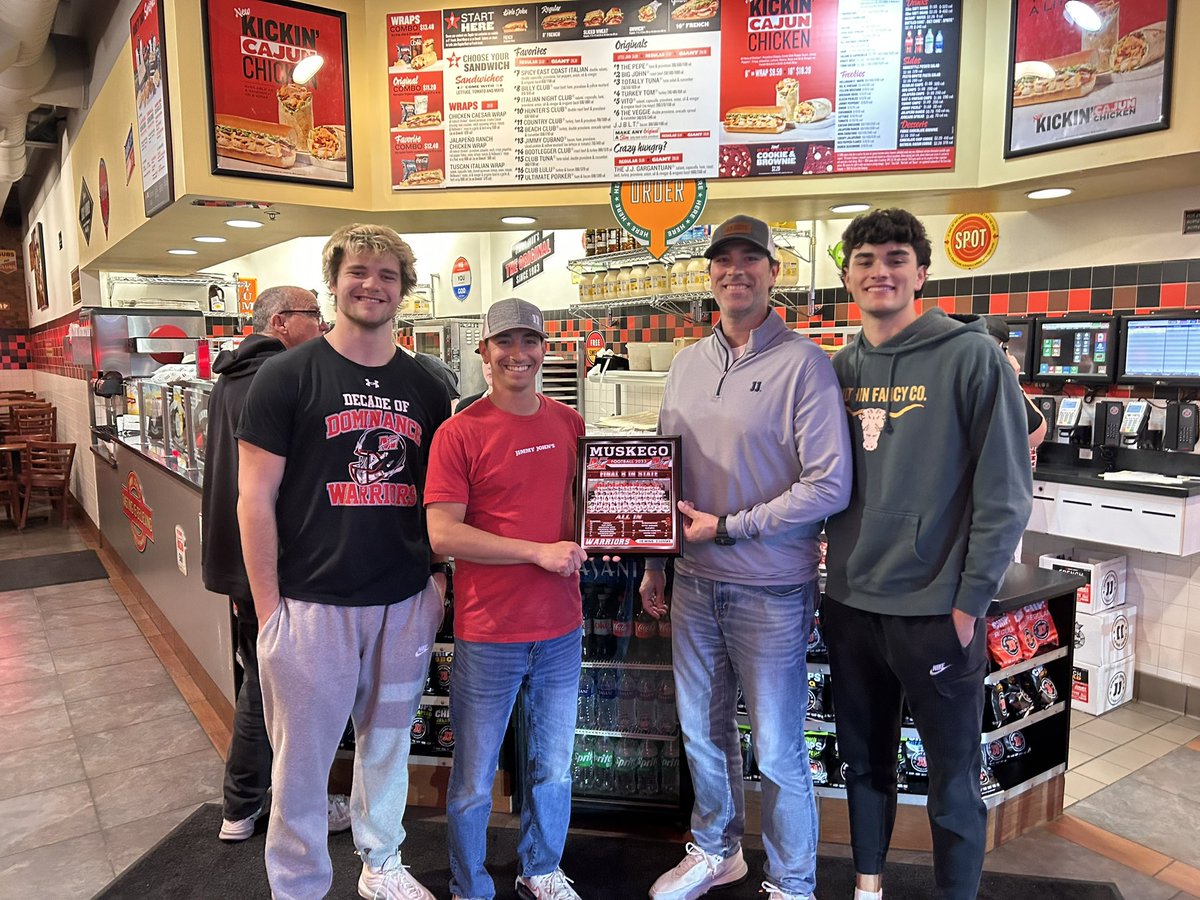 Big shoutout to @jimmyjohns of Muskego for their steadfast support of Muskego Football over the years! 🏈 Let's show our appreciation by supporting a great local business. Make your next meal a Jimmy John's one! 🥪 #MuskegoGridIron #JimmyJohns #Muskego