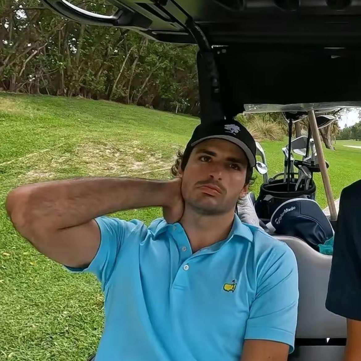 sainzglow's tweet image. odiaria ter o Carlos Sainz como meu ex superaria nunca