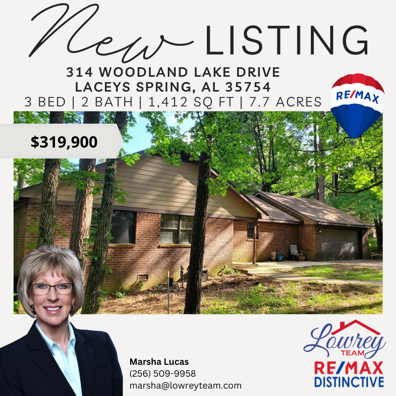 Escape the city and embrace the tranquility of this charming home with acreage. Your private oasis awaits! #homeforsale #RemaxDistinctive #Lowreyteam #abovethecrowd