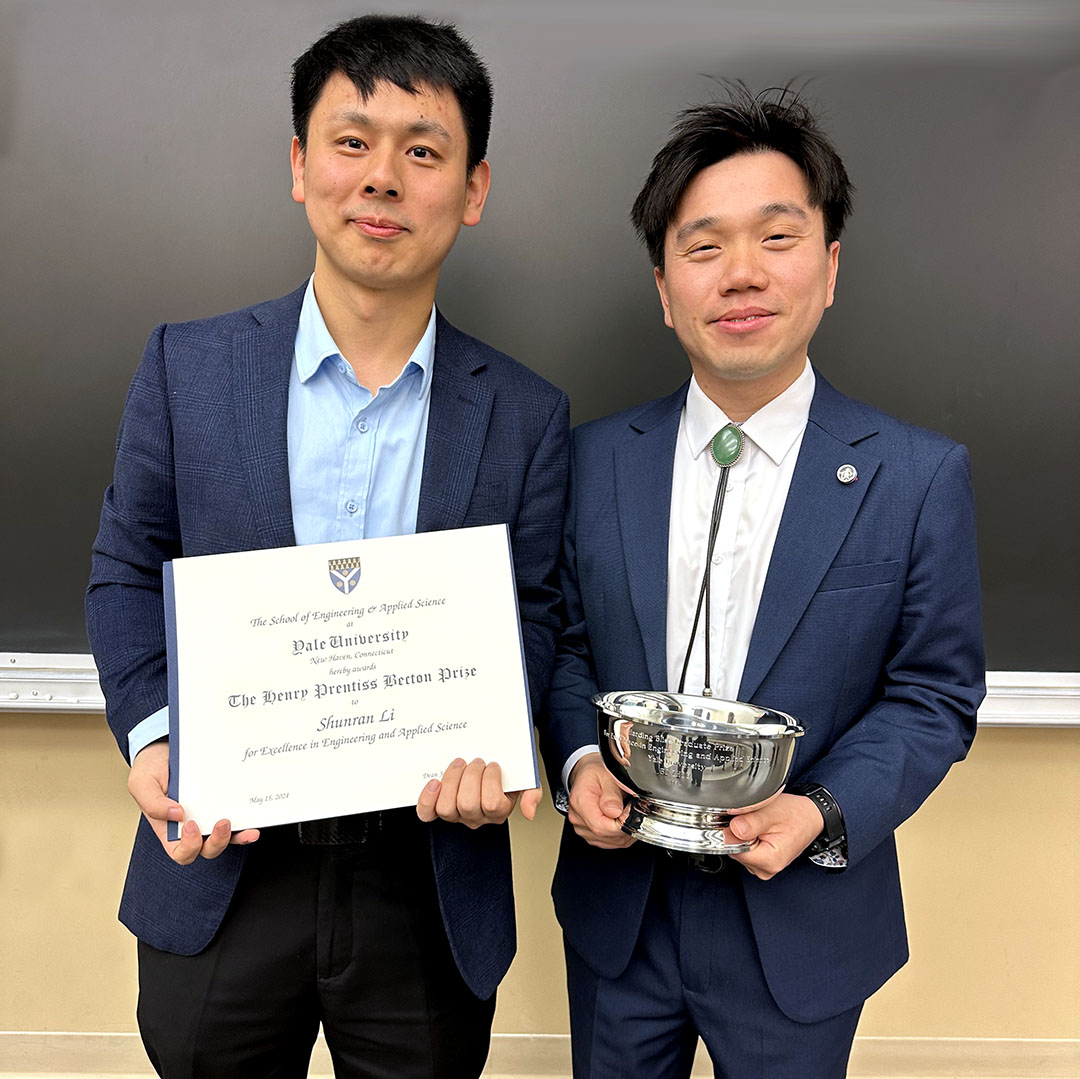 🏆 Before their PhDs, 2 grads were honored today at our Crest & Fest celebration! Shunran Li won the Becton Prize for research in Chemical & Environmental Eng. and Bo Zhou earned the Harding Bliss Prize in Biomedical Eng. for enriching department life. Congrats! 🎉 📸: Li & Zhou