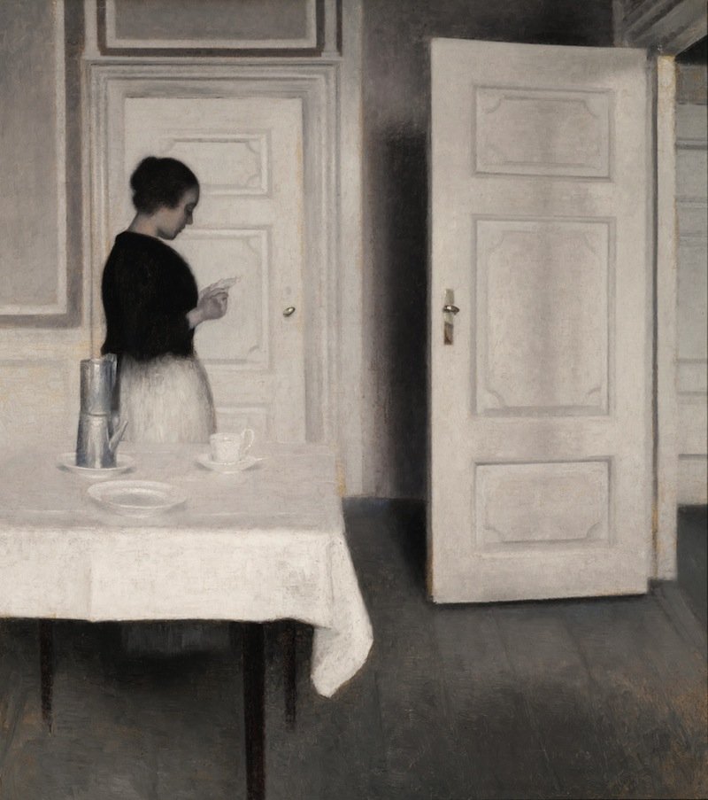 #QuadroDelGiorno 🎨#VilhelmHammershøi (Copenaghen, #15maggio 1864 – Copenaghen, 13 febbraio 1916) - Ida che legge una lettera, 1899. Olio su tela: 59 × 66 cm. Collezione privata.