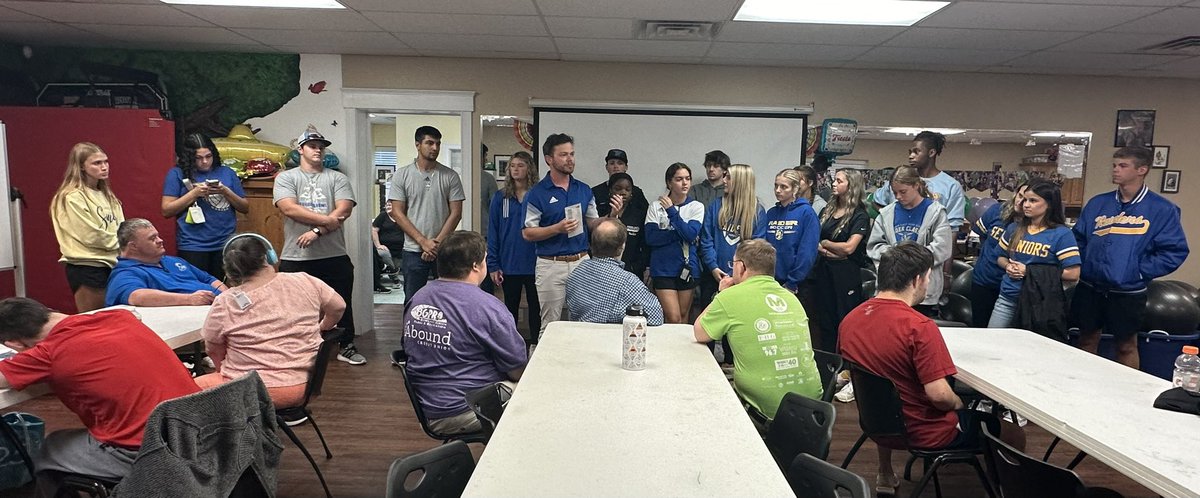 WEHS Leadership (@wehsleadership) on Twitter photo We spent some time at the Buddy House today!
We chose our community service project to revolve around <a href="/dsskybuddyhouse/">Down Syndrome of Southern KY</a> this school year. We were happy to present them a donation of over $1,000 to help their efforts in serving our community in a tremendous way. #WELead 💙💛 We spent some time at the Buddy House today!
We chose our community service project to revolve around <a href="/dsskybuddyhouse/">Down Syndrome of Southern KY</a> this school year. We were happy to present them a donation of over $1,000 to help their efforts in serving our community in a tremendous way. #WELead 💙💛