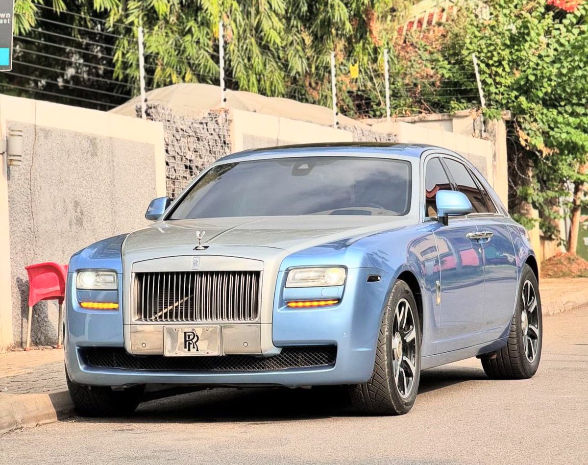 abujacarstand's tweet photo. PLEASE KINDLY REPOST IT COMES HIGHLY APPRECIATED 🙏🏽🙏🏽

07033230964
EXTREMELY CLEAN USED 
ROLLS ROYCE GHOST 2013 
WITH ORIGINAL CUSTOM DUTY 
LOCATION ABUJA
GOING FOR JUST ₦150,000,000 https://t.co/vBwCQ4Uipn