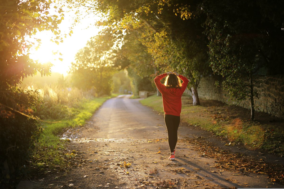 A 30-minute walk has many benefits. A single bout of walking can decrease the tendency of blood to clot, which is important for reducing the risk of heart attack & stroke, DVT. So next time you're feeling stressed take a quick walk. pubmed.ncbi.nlm.nih.gov/23620490/ @BethFratesMD