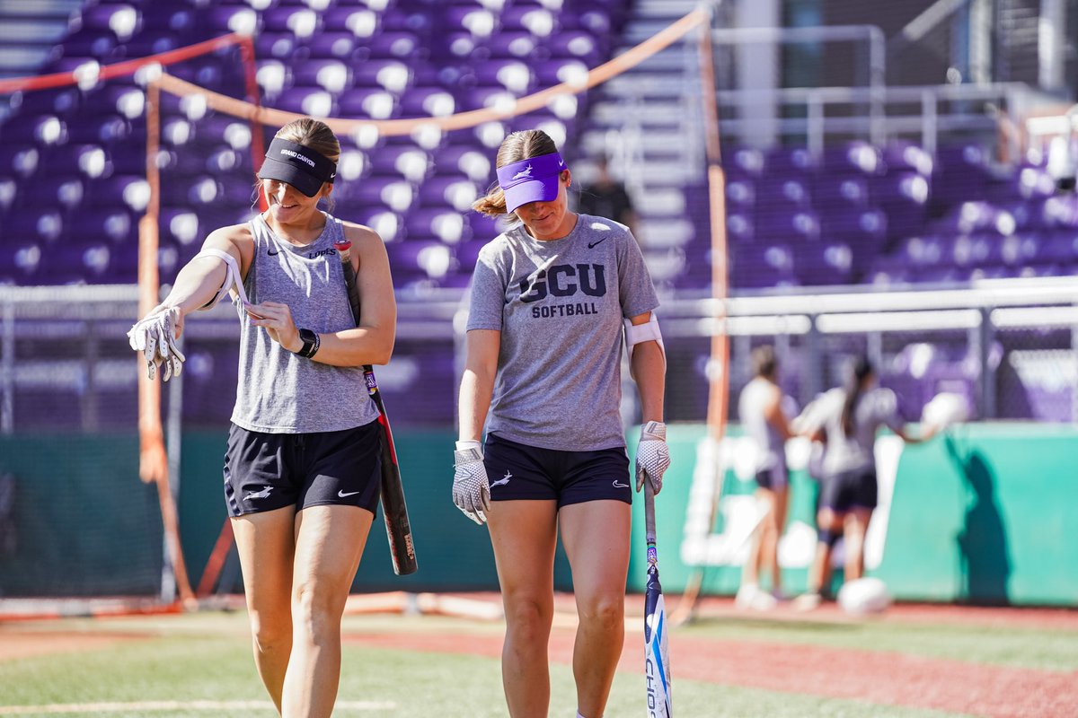 NCAA Softball tweet media