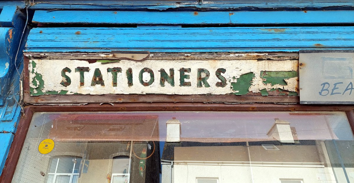 #ghostsign #Borth #Aberystwyth 
@ghostsignsuk @ghostsigns 
#Ceredigion #deunyddysgrifennu