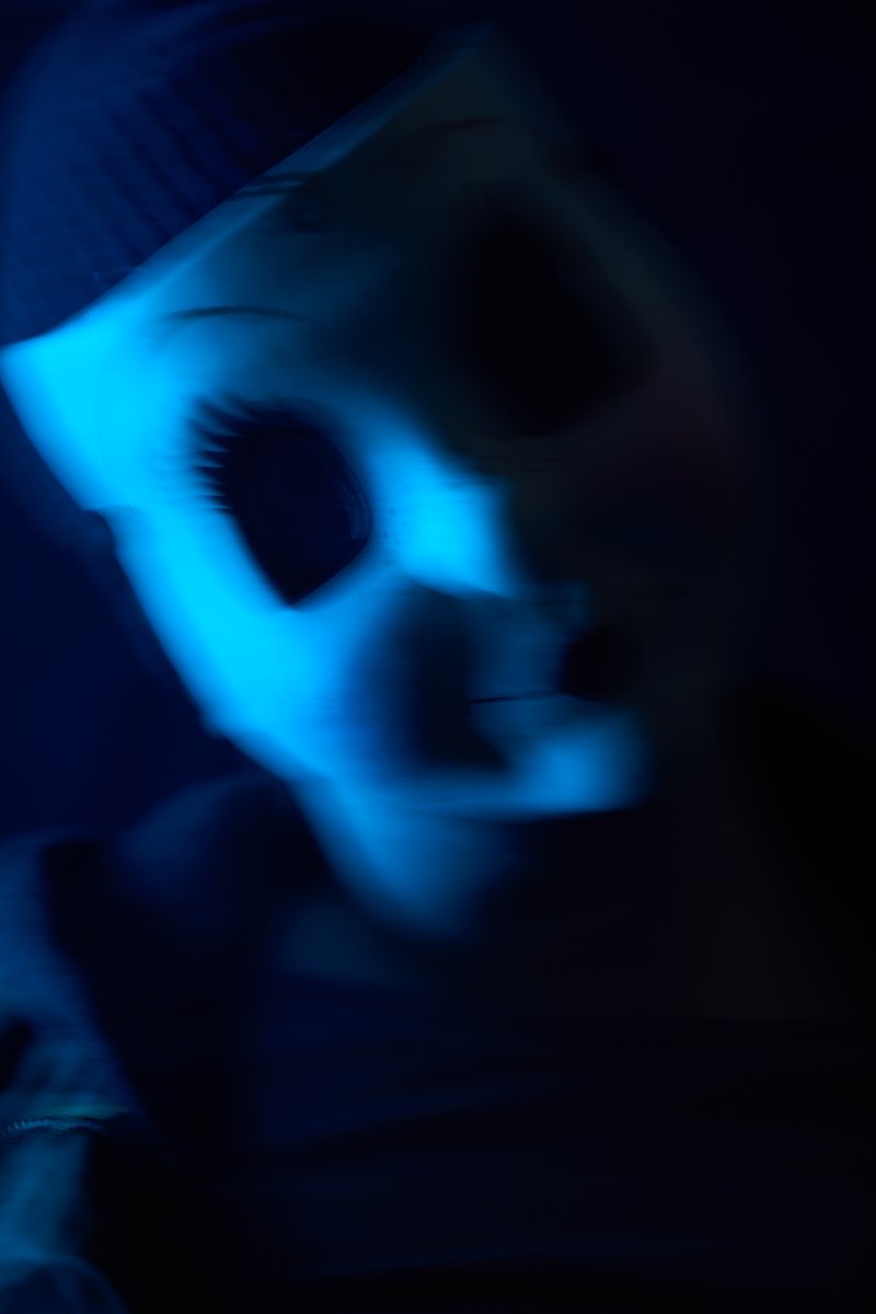 Lights out. Time to play. 
#TheStrangersMovie - Chapter 1 is in theaters this Friday. Get tickets now. thestrangers.movie/tickets