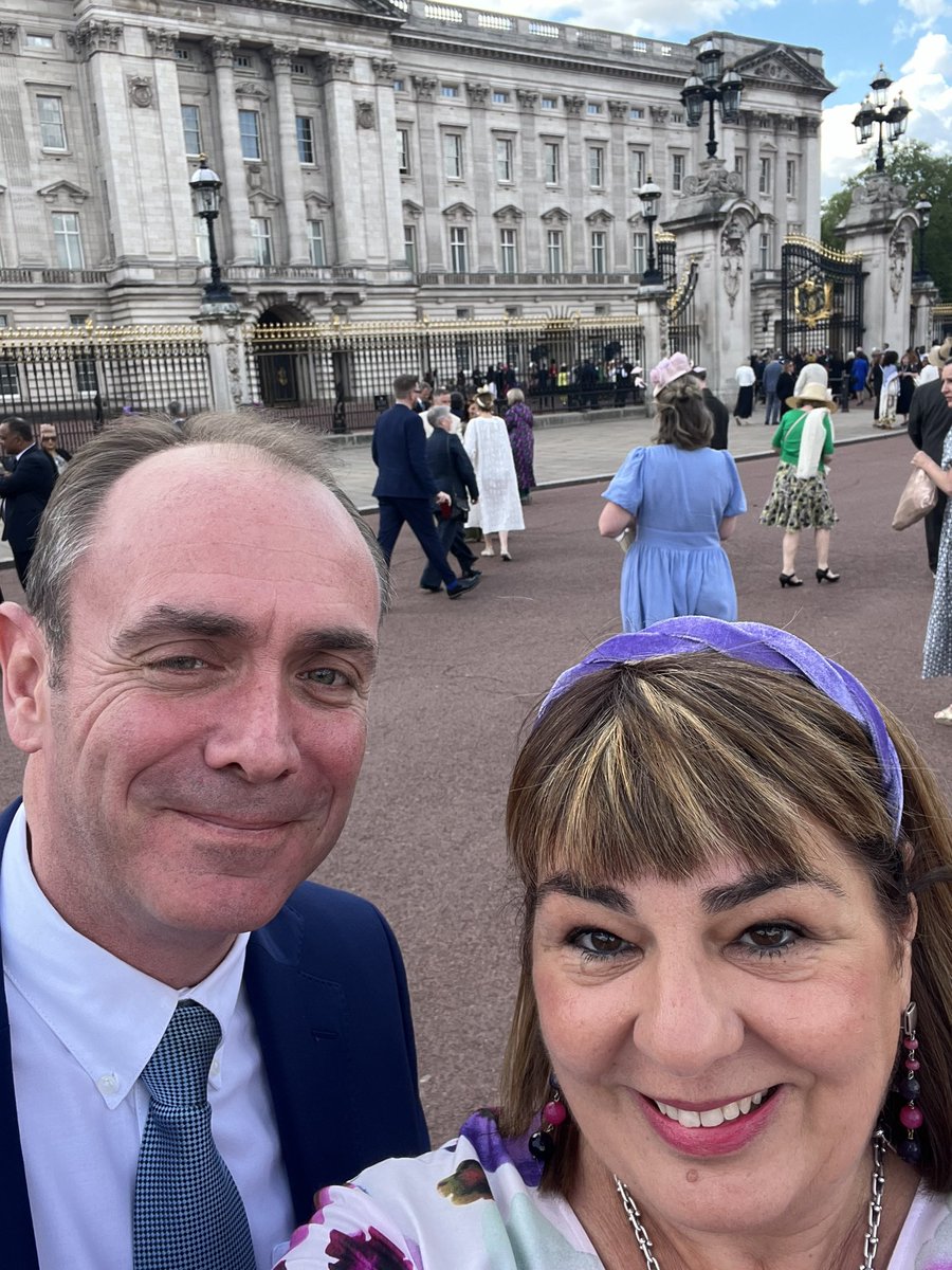 Alessandra tweet media