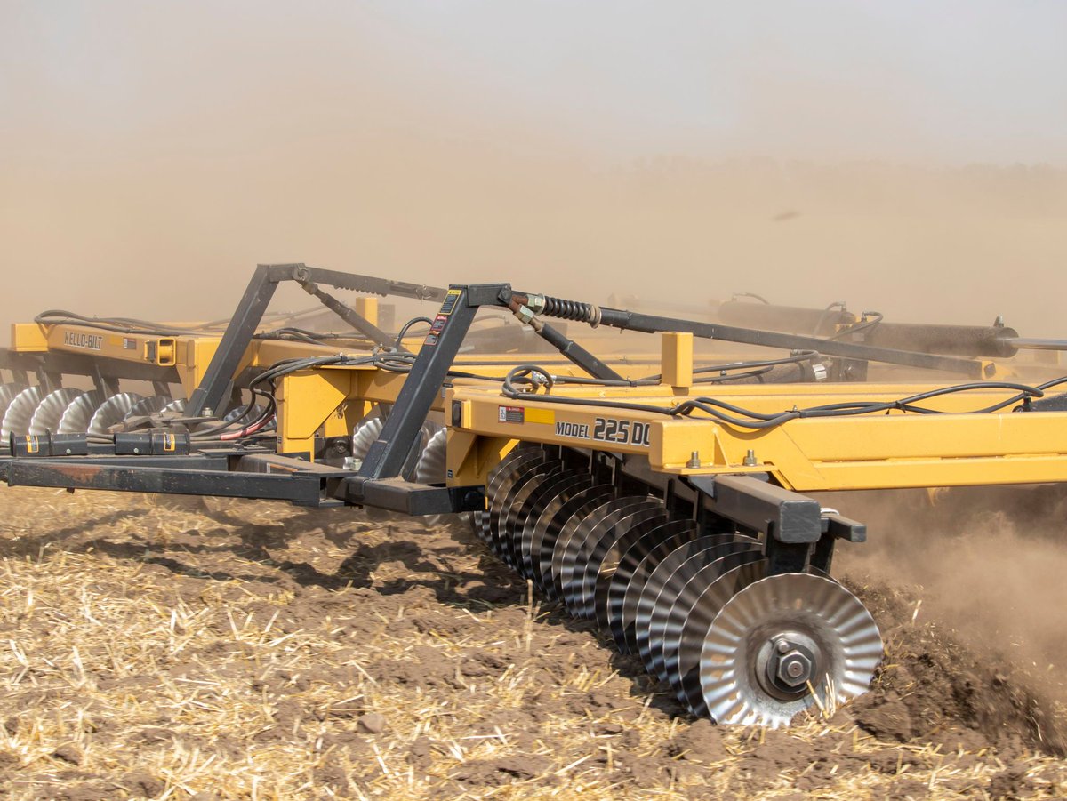 The Sawtooth Blade

Check out our website to learn more.

#kellobilt #kellobiltdisc #CanadianMade #tillage #agriculture #offsetdiscs #tandemdiscs #discripper #disc #discblade