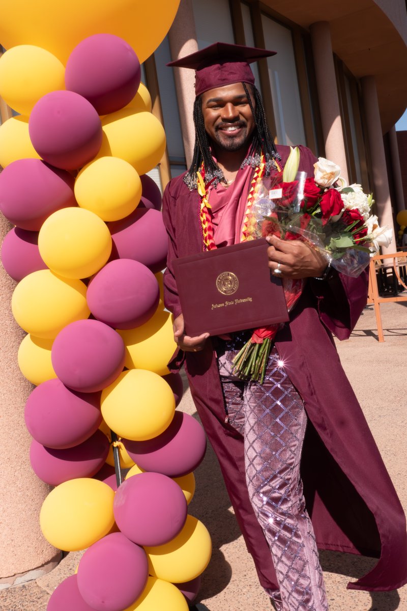This time last week, we celebrated one of Edson College’s largest graduating classes ever🎉 Among this group is our first official university cohort of BSN grads with the West Valley campus as their designation. We can’t wait to see how you all impact health care. #asugrad