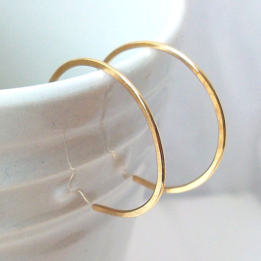 Handmade 14Kt Gold Fill Hoop Earrings by @elunajewelry23  buff.ly/3YrZ36m   #EJWTT  #HoopEarrings #handmadeJewelry
