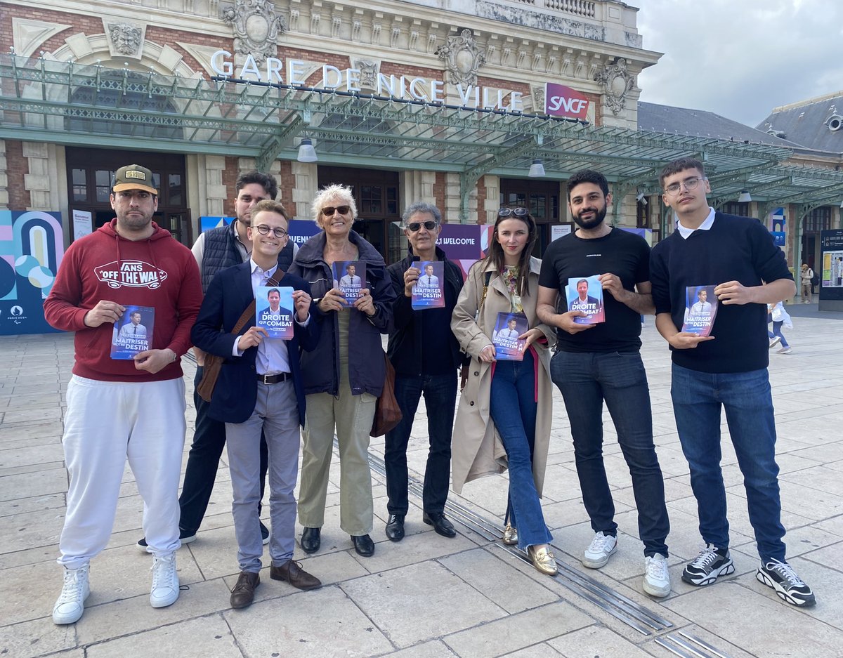 D’excellents échanges avec les voyageurs au sujet du bilan de @fxbellamy au Parlement Européen à la Gare Thiers de #Nice06

Le 9 juin prochain, #JeVoteLR pour les élections européennes ! 🗳️🇫🇷🇪🇺 #AvecBellamy