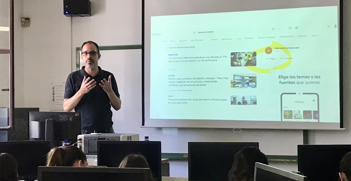 ❗️Avuí ens ha visitat <a href="/oscarboluda/">eFePeando</a> i ha realitzat un taller sobre Competència Digital a l’alumnat d’Atenció a Persones en Situació de Dependència. 🔝