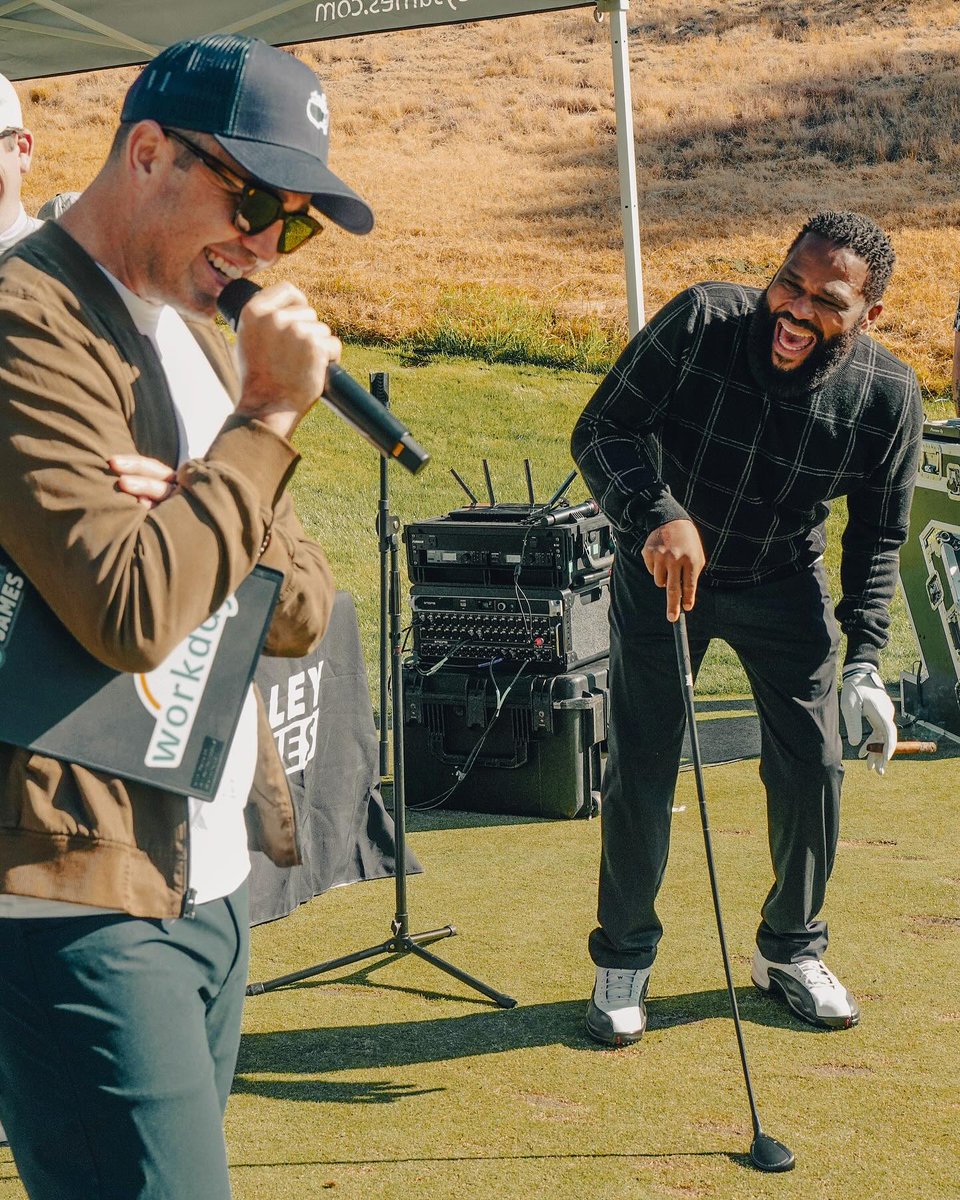 Kelley James tweet media