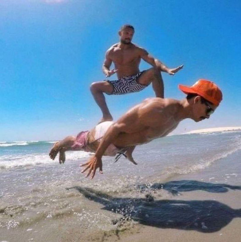 insane poses (@insaneposes) on Twitter photo 