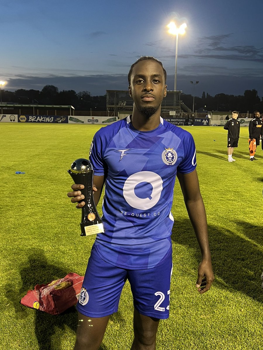 This evenings Plumstead Challenge Cup Man of the Match Anis Nuur
@HatchamFC