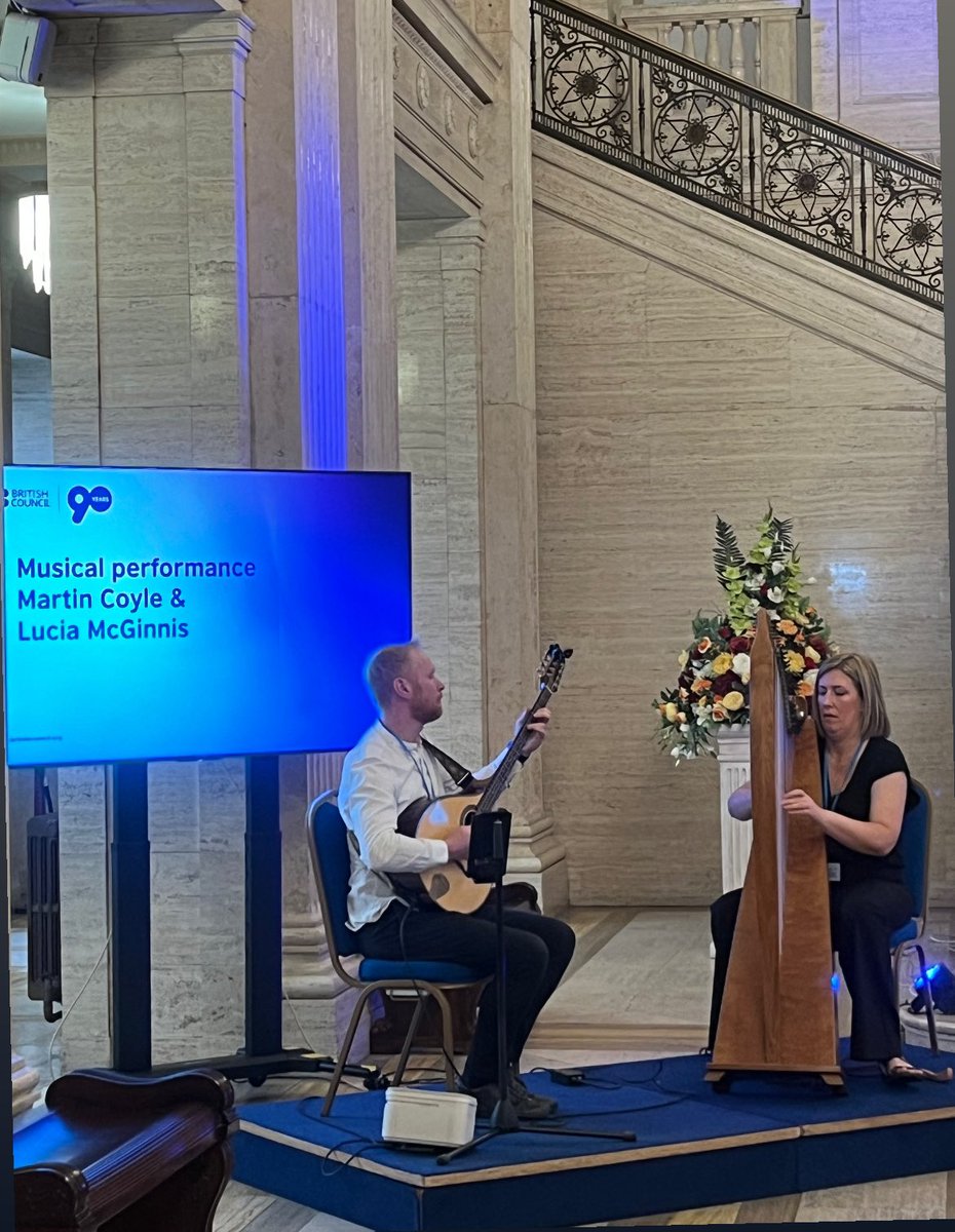 Great to be in Stormont to celebrate the benefits of international artistic collaboration. Together we work to promote internationalism in the creative sector, foster engagement & take the best of NI Arts to the world 🌍 🤝🎨@artscouncilni @BCouncil_NI @BritishArts @karlygreene