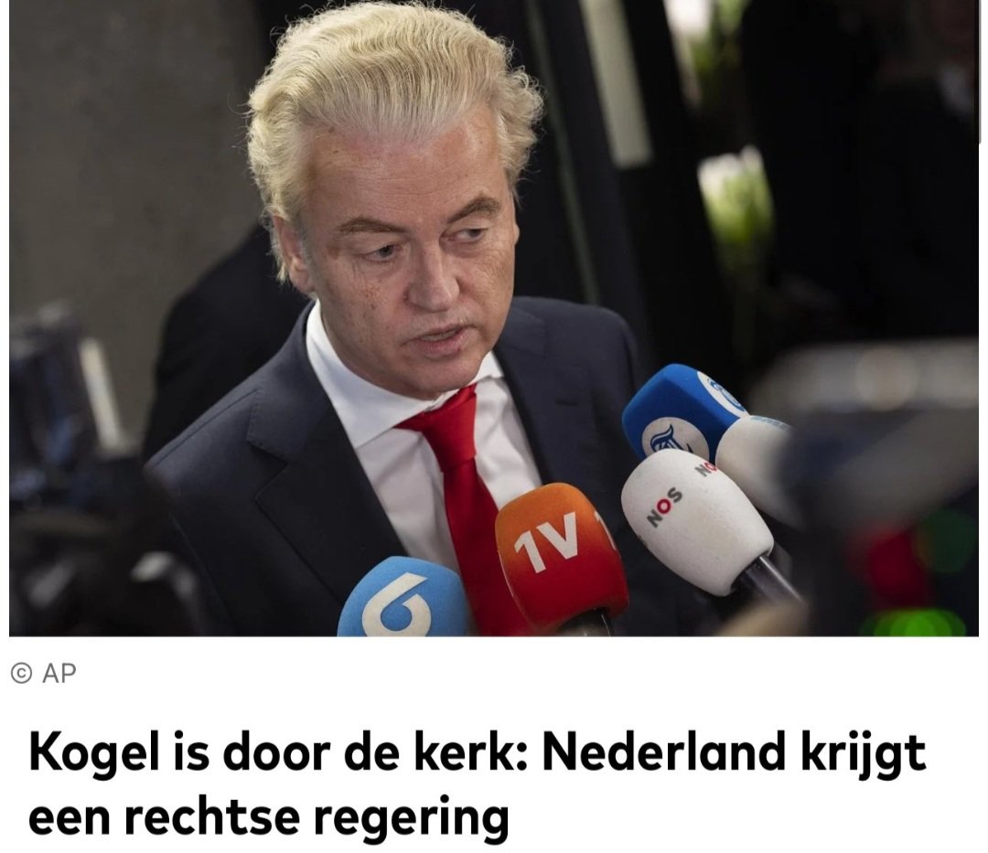 Ik ben zo blij!! Tranen van geluk dat dit eindelijk gelukt is. Ik heb ineens weer zoveel hoop voor mijn toekomst en voor de volgende generatie. 
Ongekend trots op Geert Wilders dat dit gelukt is. 
Eindelijk een rechts kabinet. Ik ben zo blij!! ❤️❤️❤️