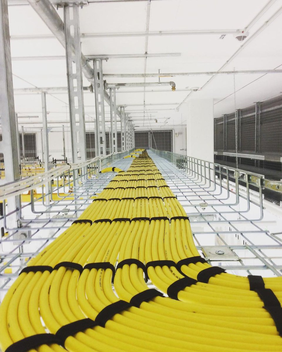 Perfectly aligned cables as far as the eye can see... 🌅 

📸 IG:  dynamiccablingservicesltd 

#CableWednesday #StructuredCabling