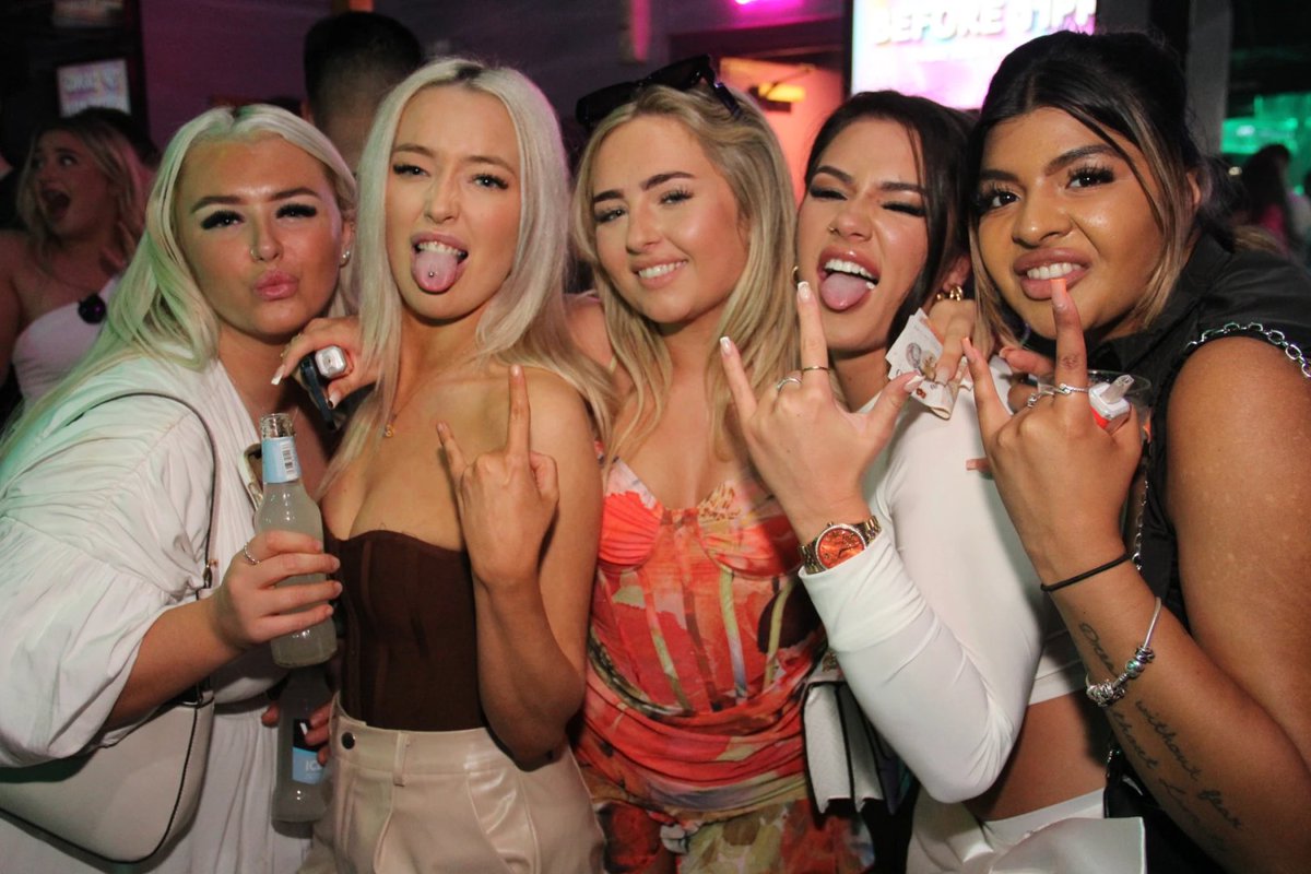 We are open this Thursday, Friday and Saturday with 75p Drinks before 11pm! Join us at the #Acca for the best value #Nightout in the #UK Advance Tickets acapulcohalifax.com/ourlinks (Get 20% off if you order before Midnight Wednesday)