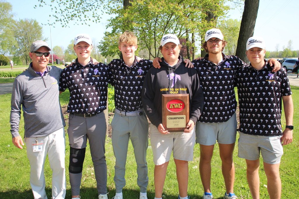 Congratulations to the SFHS Golf team on their 3rd consecutive EWC Championship today!