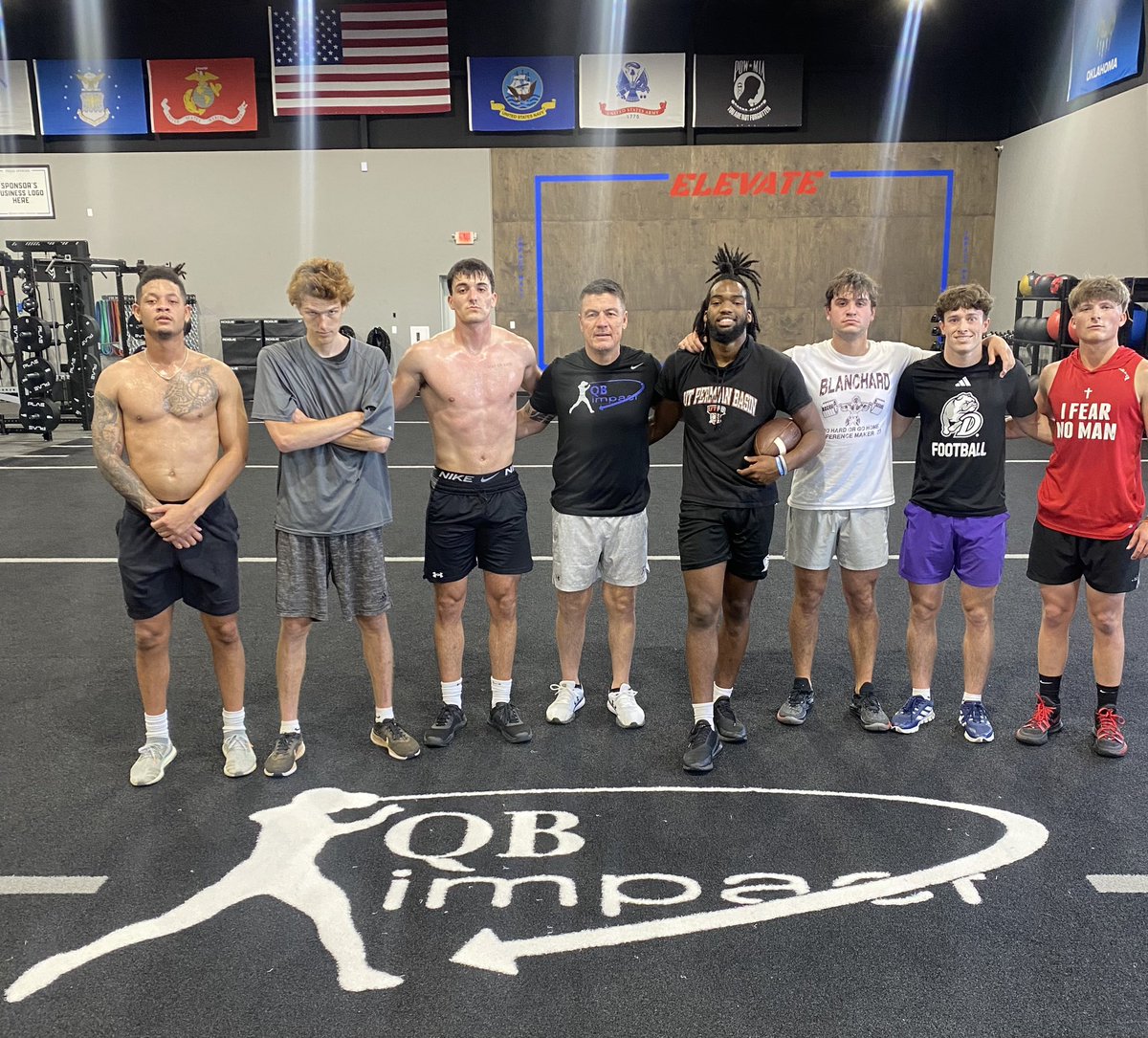 Wednesday Afternoon- College QB’s #WORK w/ @CoachGeorge5 at @ISP_OKC @VandyFootball QB @BlazeBerlowitz NEO commit @CarsonCooksey_ Navarro QB Zadok Martin @HendrixFootball commit @BliceJake Appreciate our WR’s for the work!! College QB’s, if you want that work hit the DM!!