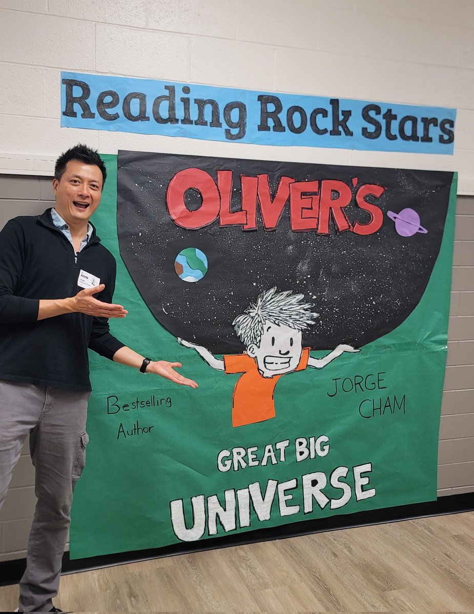 Had a great time visiting schools in Dallas. Thanks to Reading Rockstars @texasbookfest for sponsoring hundreds of copies of GreatBigUniverse.net for eager readers! If you'd like to me visit your school, visit GreatBigUniverse.net/tour