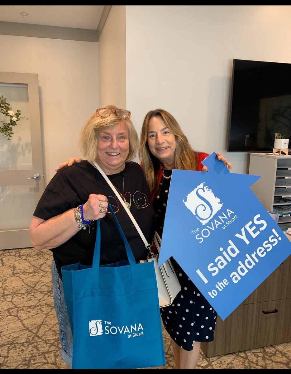 Welcome home, Stacey!  We're so thrilled you're FINALLY here!  

#movingday #newhome2024 #sovanastuart #55pluscommunity🏡 #roomwithaview #alwaysunited #stuartflorida #newfriends❤️  #sunprogram☀️ #newneighbor