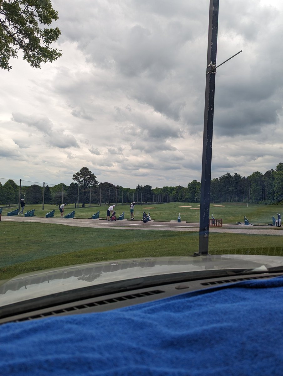 Yesterday, the driving range and I also made it to my Rec Center. 

I'm going to walk a little over a mile and then I'm going to go to my rec center and do my water aerobics and then my workout. 

My workout plan is one activity everyday, water aerobics, and  weightlifting.