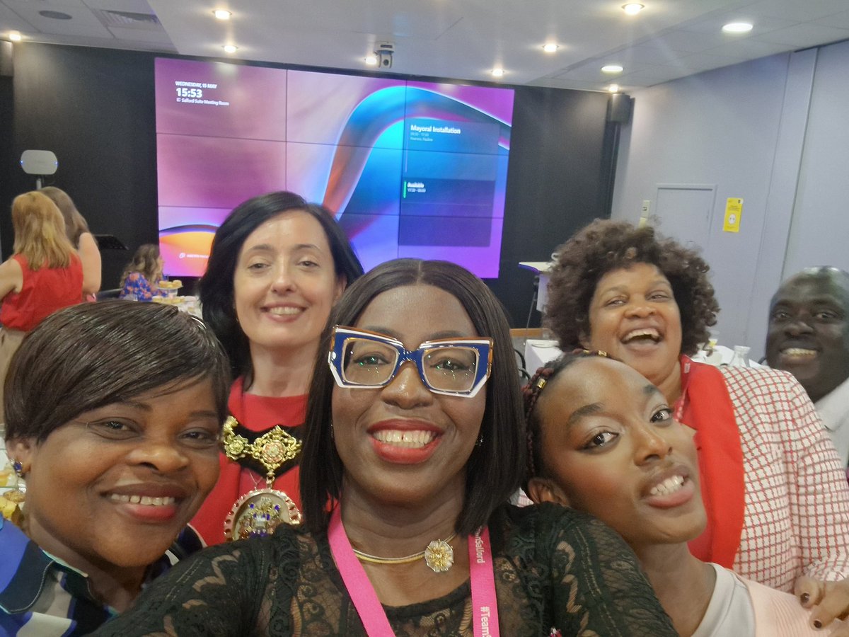 Hilaria Asumu (@asumuhilaria) on Twitter photo T'was a fantastic time @ the ceremony for new ceremonial mayor <a href="/tanyaburch18/">Tanya Burch ๐บ๐ฆ๐ฌ๐ง</a>. I was honored to second the nomination, my first time. A poignant moment as <a href="/Gina4Labour/">Gina Reynolds (she/her)</a> stepped down & passed the gold chains. The reception was amazing. Kudos to the catering team! #CeremonialMayor T'was a fantastic time @ the ceremony for new ceremonial mayor <a href="/tanyaburch18/">Tanya Burch ๐บ๐ฆ๐ฌ๐ง</a>. I was honored to second the nomination, my first time. A poignant moment as <a href="/Gina4Labour/">Gina Reynolds (she/her)</a> stepped down & passed the gold chains. The reception was amazing. Kudos to the catering team! #CeremonialMayor