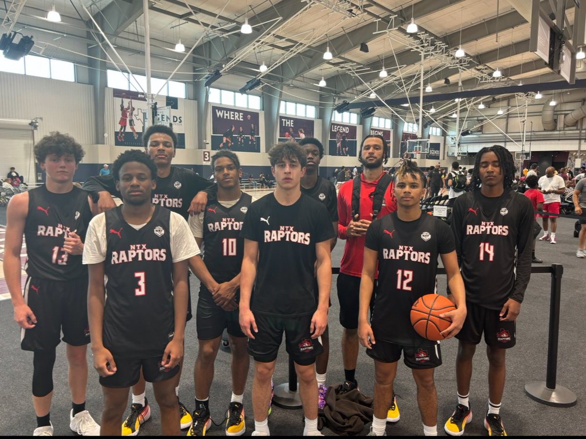 ntxraptors76248's tweet photo. College coaches, if you’re in Dallas,TX this weekend @TexasHoopsGASO Live @TexasTop100 make sure you come by &amp; check out our 16U group. 

We have some amazing student athletes that you need to know &amp; start recruiting. 
#aau 
#ncaa 
#NCAAD2
#basketball https://t.co/8Jq3qDE9pu