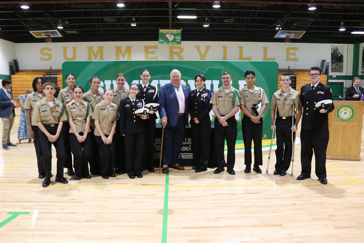 Michael E. Thornton (U.S. Navy, Vietnam) &amp; Britt K. Slabinski (U.S. Navy, Afghanistan), Medal of Honor recipients, shared their military experiences and the importance of service, character, leadership, and core values at <a href="/SummervilleWave/">Summerville High School</a>. #teamddtwo #MedalofHonor <a href="/CMOH_Society/">Congressional Medal of Honor Society</a>