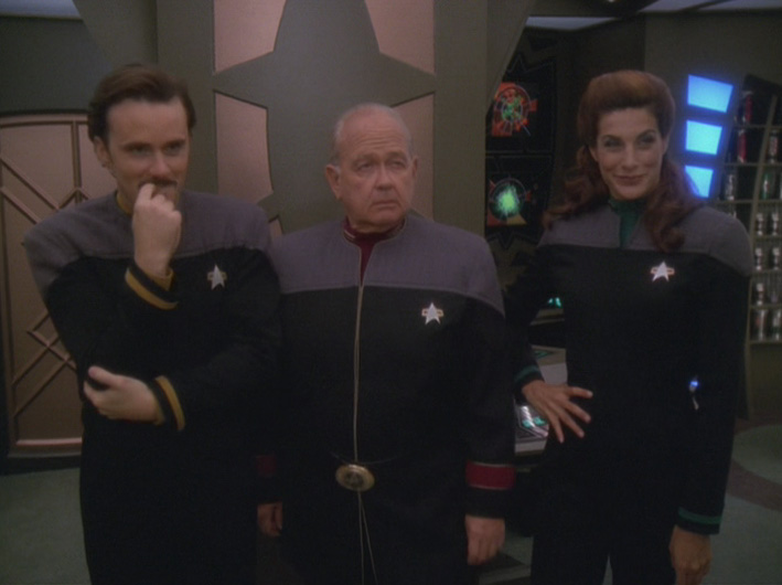 fmcutler's tweet photo. A good DS9 but Bashir doesn’t exactly shine in this one. 

Season 7, Episode 5
First aired: October 28, 1998
Written by: René Echevarria
Directed by: Jonathan West
Stardate: Unknown (2375)

#AllStarTrek #DS9 #Chrysalis https://t.co/LP3rbiqXmF