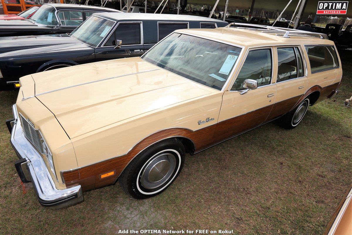 #WagonWednesday with a 1977 #Oldsmobile Custom Cruiser #stationwagon. Did you grow up with one of these in your driveway? We make #OPTIMAbattery upgrades for them! optimabatteries.com/search?y=1977&…