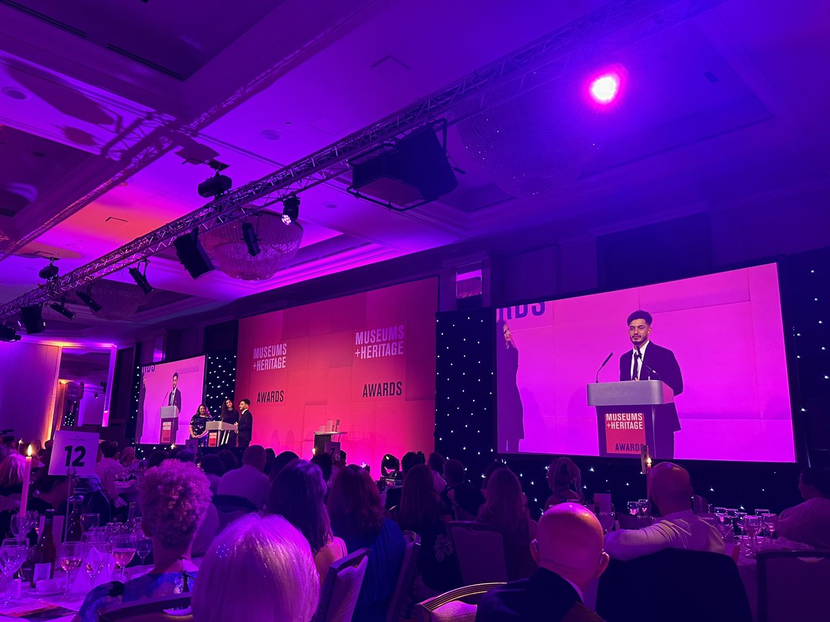 Super excited to be representing <a href="/HeritageVols/">HeritageVolunteering</a> and advocating for #volunteering at <a href="/MandHShow/">Museums + Heritage Show & Awards</a> - such wonderful nominees. All winners in our eyes! Let’s get #London represented next year guys!!