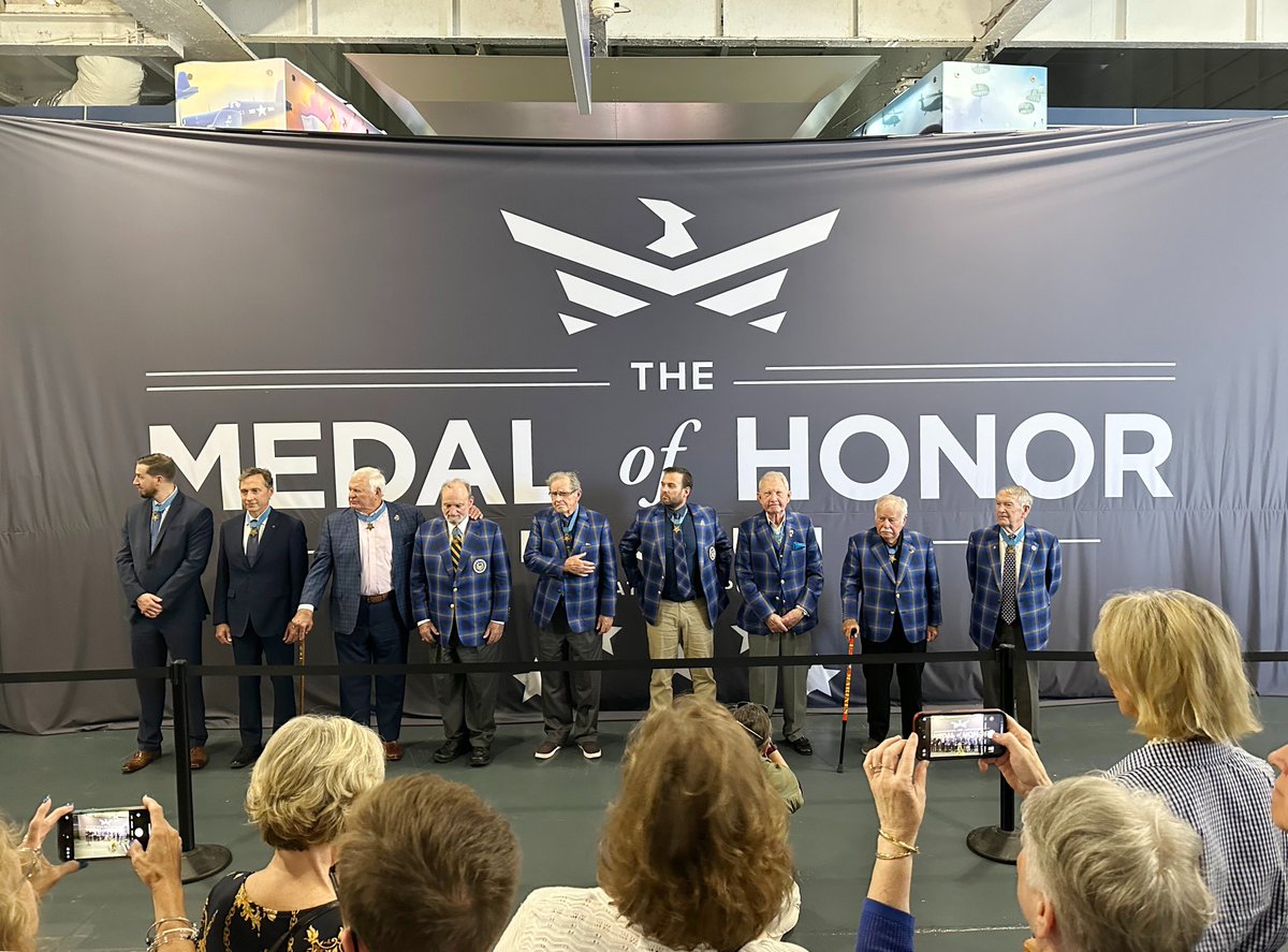 Scenes from our unveiling of the newly renovated #MedalofHonor Museum at @Patriots_Point! Thank you to those who joined us today and don't forget the Museum opens to the public on May 25th! Learn more: cmohs.org/news-events/pr…