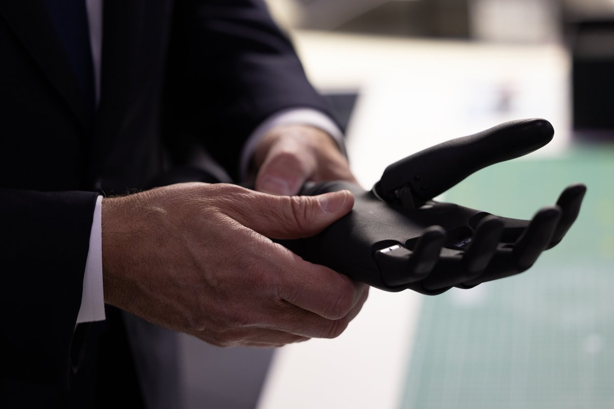 Thousands of Ukrainian civilians and soldiers have tragically lost limbs in Putin’s war.

<a href="/EsperBionics/">Esper Bionics</a> is an innovative Ukrainian-American company helping injured Ukrainians gain back function and independence by providing them with advanced multifunctional prosthetics.