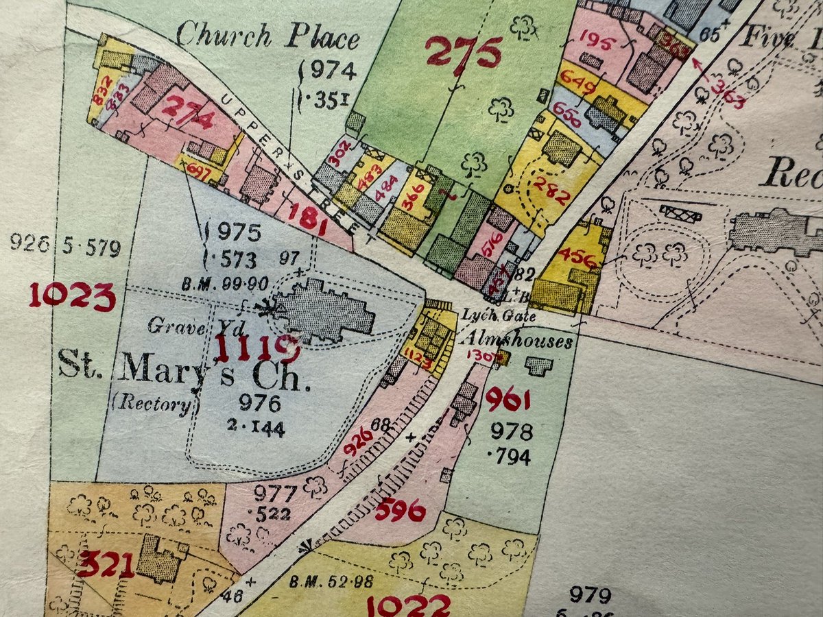 WillsmanOneName's tweet photo. Very successful trip to The National Archives last week, including some agricultural records for my #NotAOnePlaceStudy, some 1910 Valuation Act records for previous residences of a couple of my #StreetStudy residents, & farm survey records for my wider family #OnePlaceWednesday https://t.co/u0ChWVOcaW
