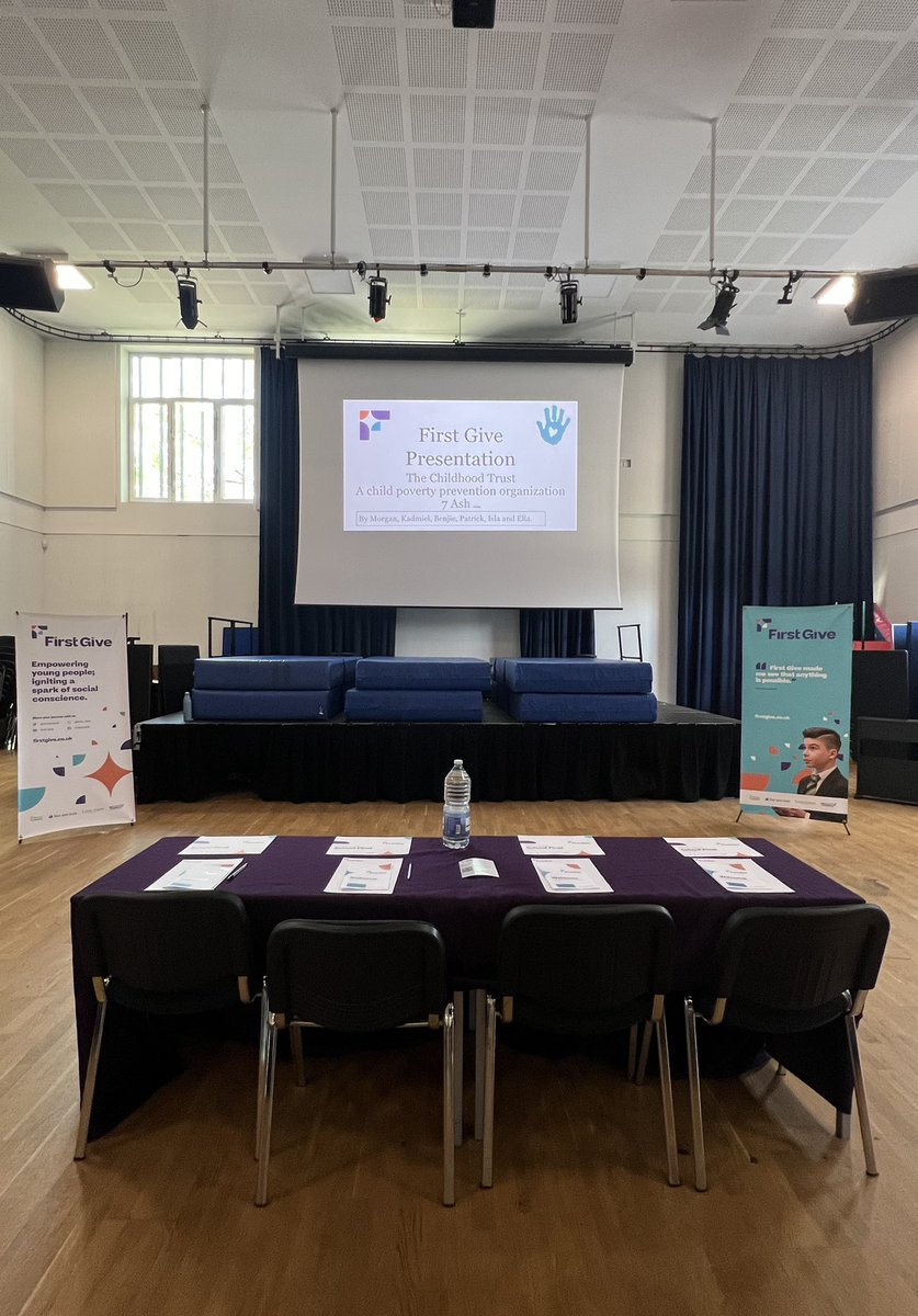 FirstGiveEY's tweet image. Well done to all of Year 7 at @richmondparkaca for your hard work towards the @FirstGiveUK Final! All your #socialaction and presentation skills were fab! Congratulations to the winning class representing @SmallStepsTweet. Thank you @sarahjolney1 for joining as a guest judge!