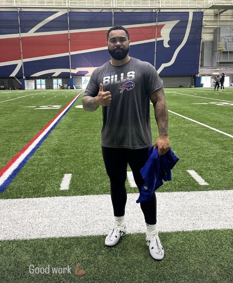2020 Olympic gold medalist Gable Steveson met with the Buffalo Bills today, per his IG. He's had interest from NFL teams after his release from WWE. #NFL #WWE