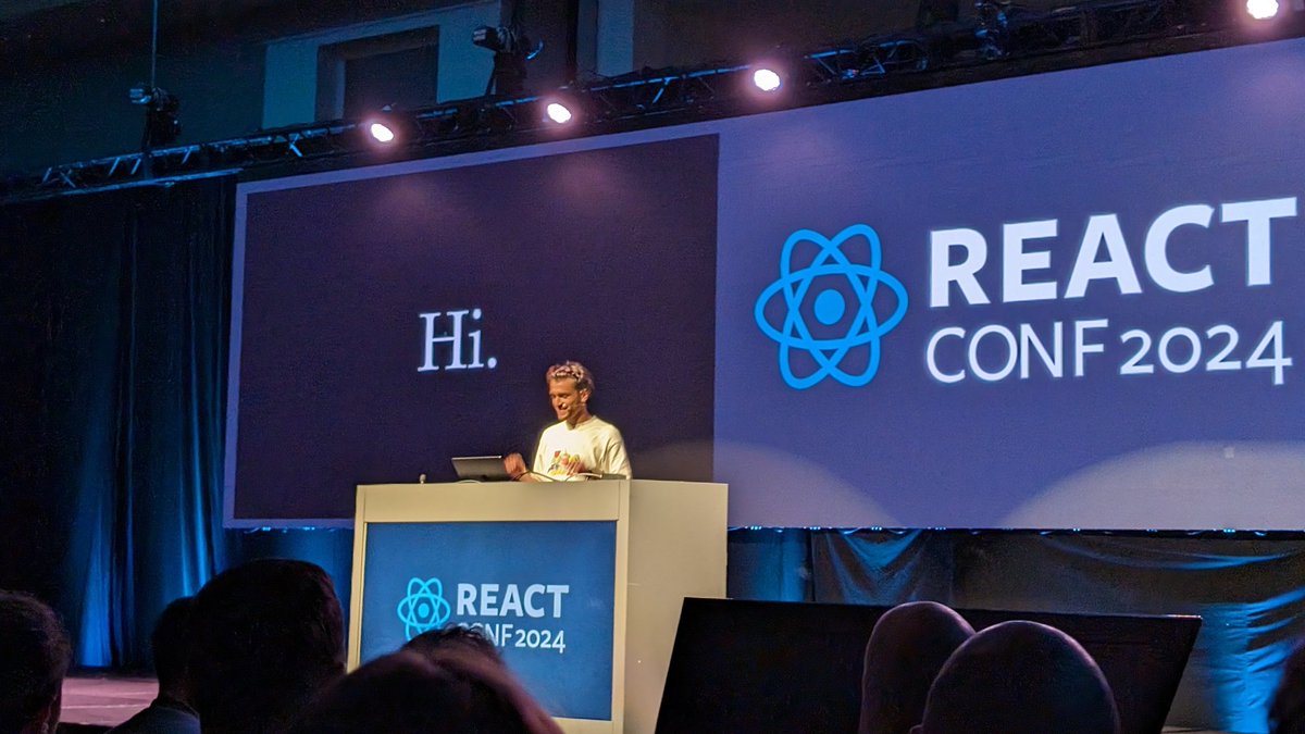 BlueBlindBox's tweet image. HIGH! #ReactConf2024