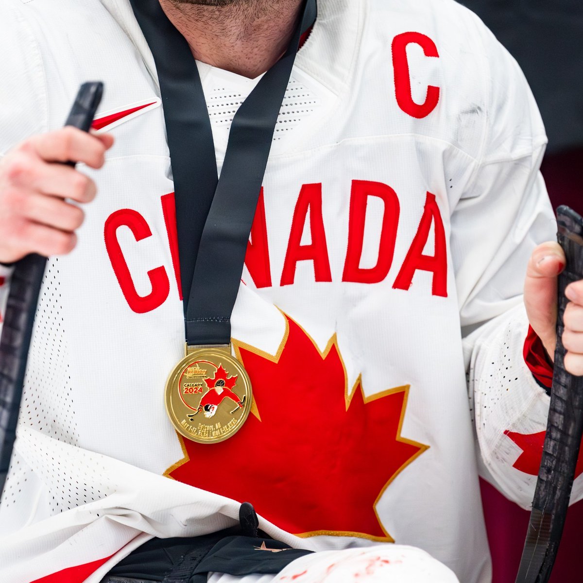 Canada wins gold! 🥇🏒 A massive congrats to Tyler McGregor, our very own Wish Alum & National Board member, for captaining the Canadian Para Ice Hockey Team to a GOLDEN victory at the 2024 World Para Ice Hockey Championship! @HockeyCanada