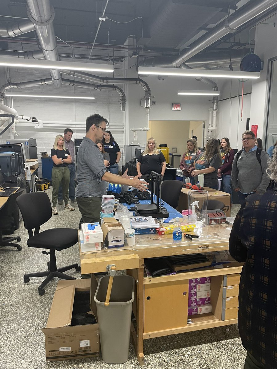 MrMeehanTech's tweet image. DLC field trip to @NCStateDesign to learn all the things around #DesignThinking and the #DesignProcess. The projects their students in the program did were mind blowing 🤯 #GoPack🐺