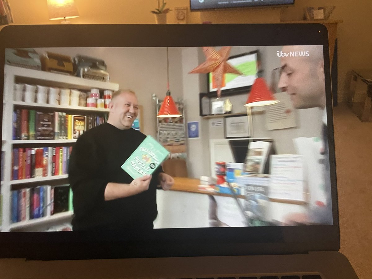 Fabulous bookseller @MayBeHannahL representing back in Wales in my absence on @ITVWales this evening alongside superstar Bookish customer Gavin (also giving @samuelburr & The Fellowship of the Puzzlemakers AND @jennieg_author a shout out)