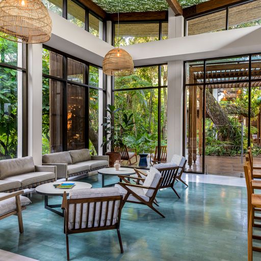 Escape the city's hustle and bustle at Crocodile Bay, an oasis nestled in Costa Rica. Experience a serene retreat with soothing sounds of nature, luxurious amenities, and endless opportunities for exploration.

#luxury #botanika #hilton #curiocollection
