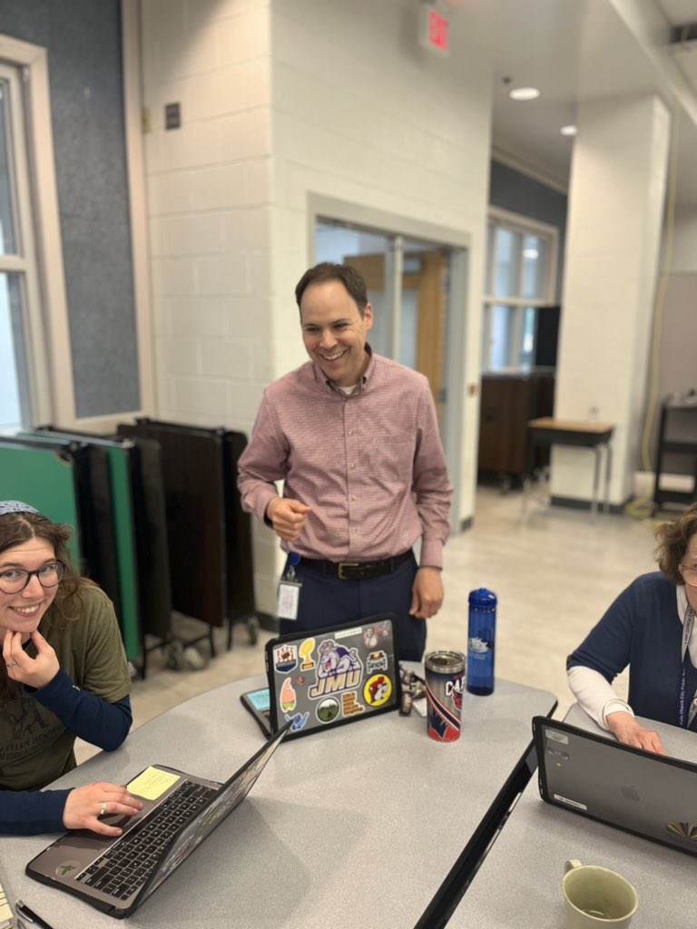 Mr_S_Pickering's tweet image. We have an unbelievable Instructional Support Team at @mehms, and today they led thinking around Standards Based Grading and FleX. #ibmyp @MrDippold @GentzelN @sarah_leahey